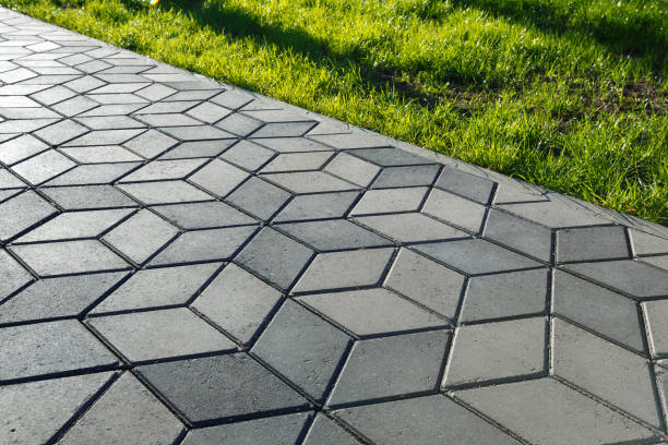 Best Driveway Paving Contractor  in West Mifflin, PA